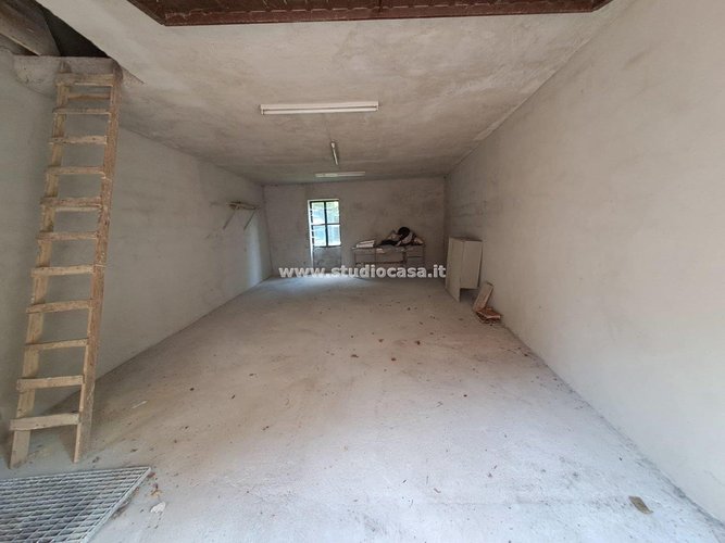 BORGHETTO MEDIOEVALE! Dossena