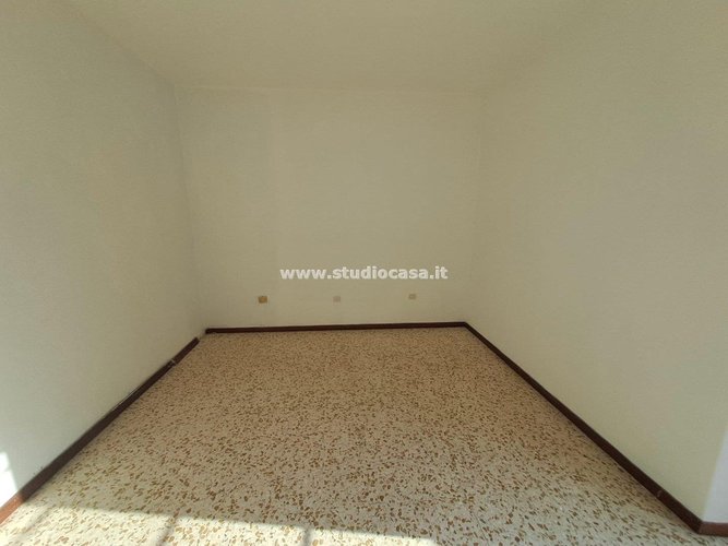 BORGHETTO MEDIOEVALE! Dossena