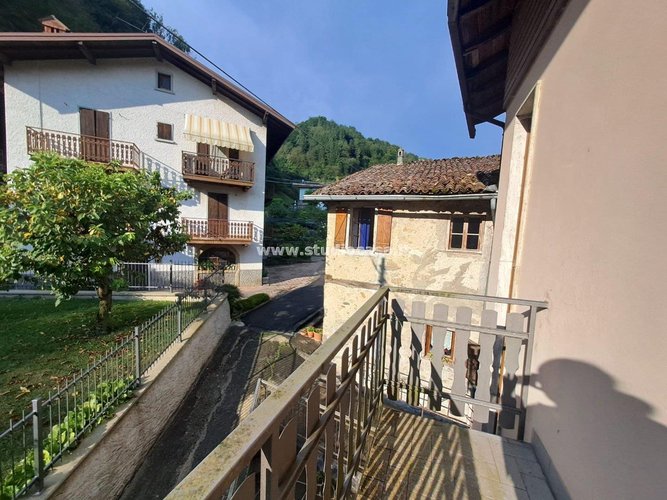 BORGHETTO MEDIOEVALE! Dossena