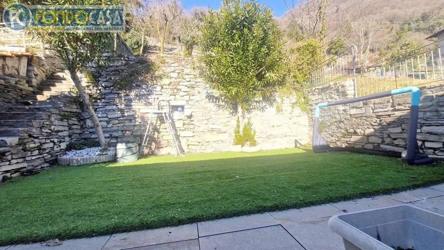 Casa indipendente Carate Urio