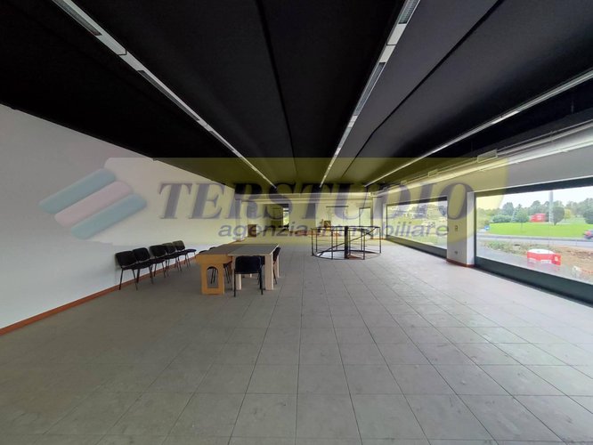 Capannone Industriale Spirano