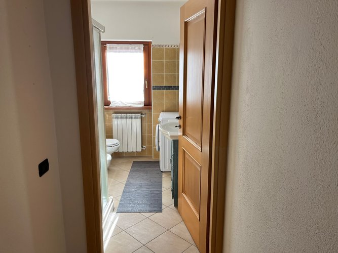 AFFACCIATO AL LAGHETTO! Carona