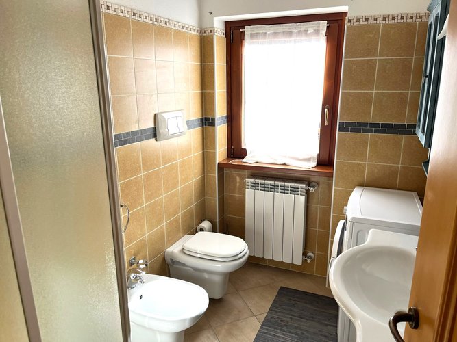 AFFACCIATO AL LAGHETTO! Carona