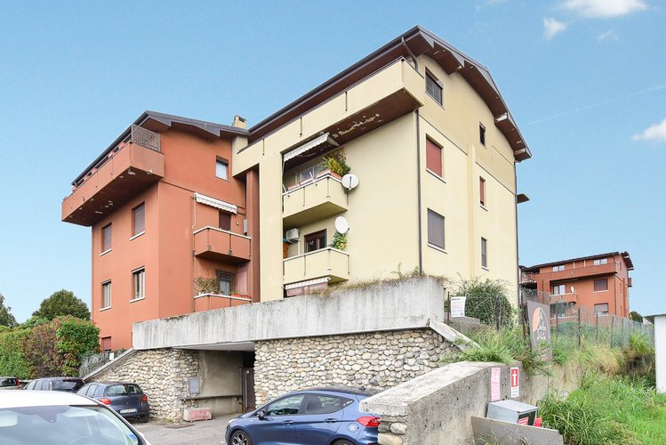 Semi-centrale 27/24 Cantù