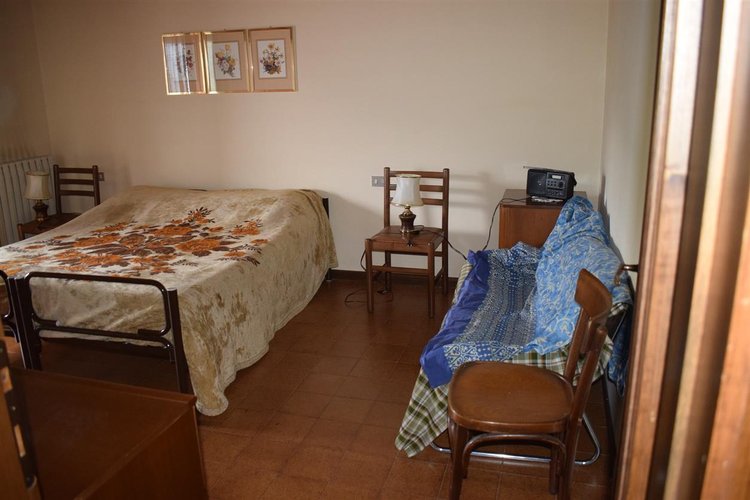 Serina centralissima favolosa indipendente mansarda con box doppio Serina