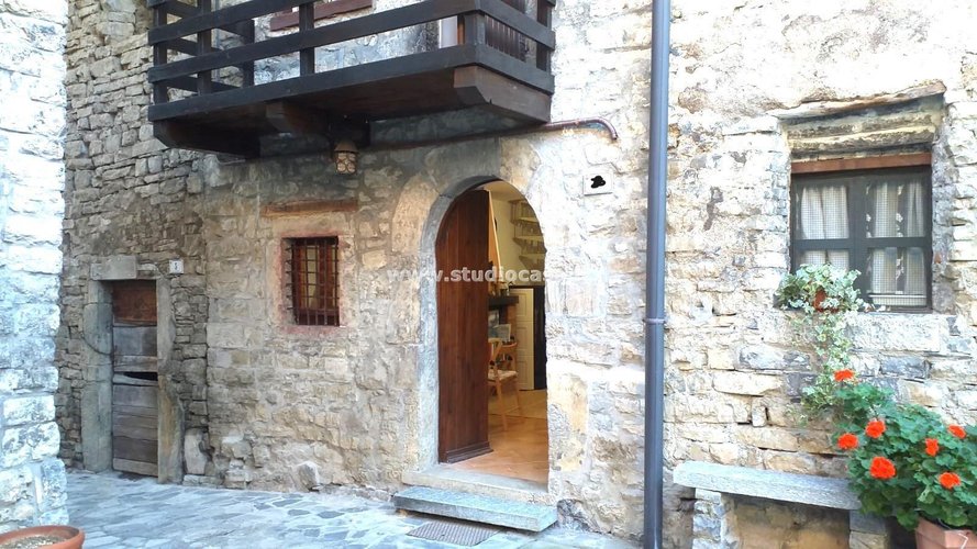 INCANTEVOLE CASETTA! 