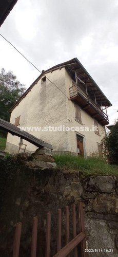 INDIPENDENTE CON TERRENO! Blello