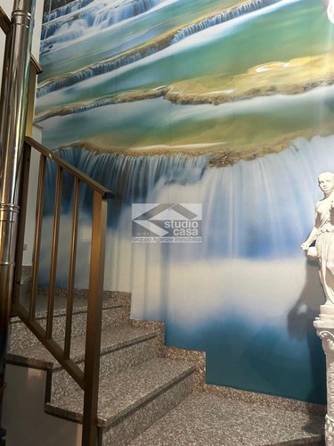 VILLA INDIPENDENTE CON AMPIO GIARDINO A VERDELLO Verdello