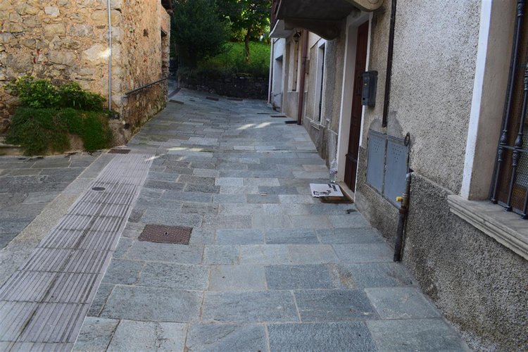 Bracca grazioso alloggio con balconata e taverna Bracca