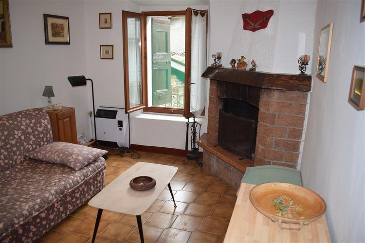 Bracca grazioso alloggio con balconata e taverna Bracca