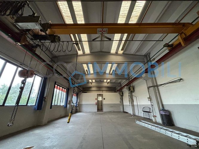 CAPANNONE LAGO Lecco