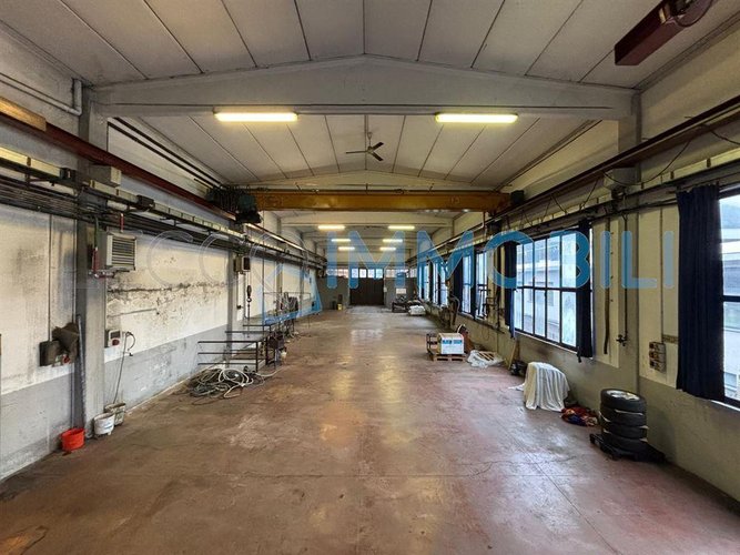 CAPANNONE LAGO Lecco