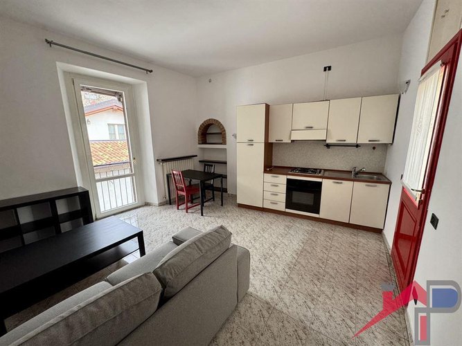 Bilocale in centro paese Calolziocorte