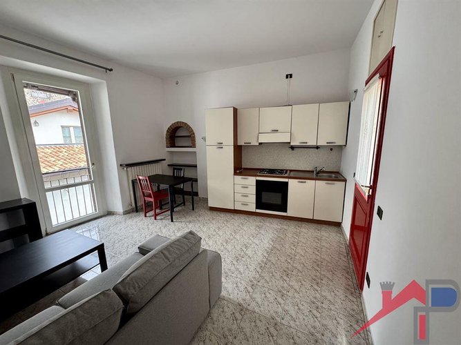 Bilocale in centro paese Calolziocorte