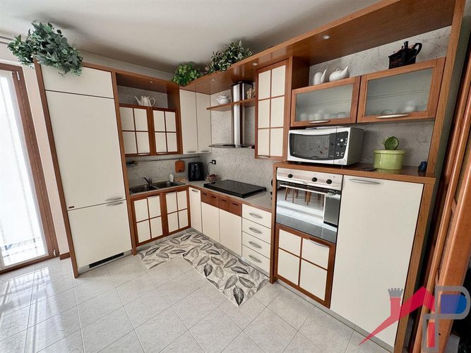 Casa singola con 2 appartamenti Monte Marenzo