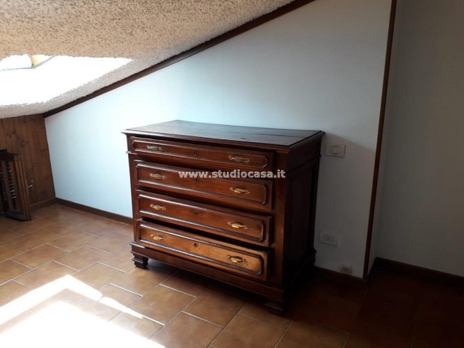 ACCOGLIENTISSIMA MANSARDA! Zogno