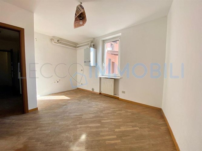 "BILOCALE UMBERTO" Introbio