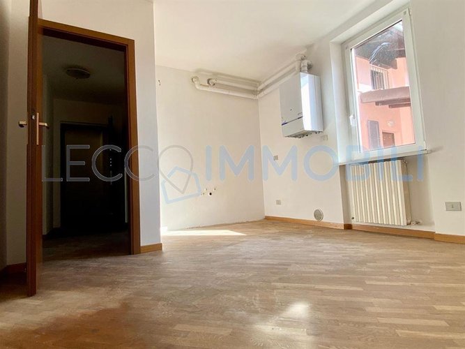 "BILOCALE UMBERTO" Introbio