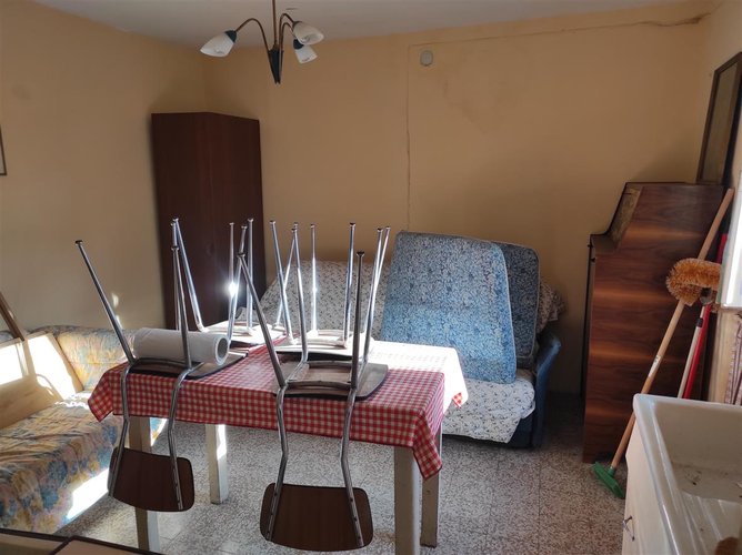 Valbrembilla in piccolo borgo, porzione di casa con giardino Val Brembilla