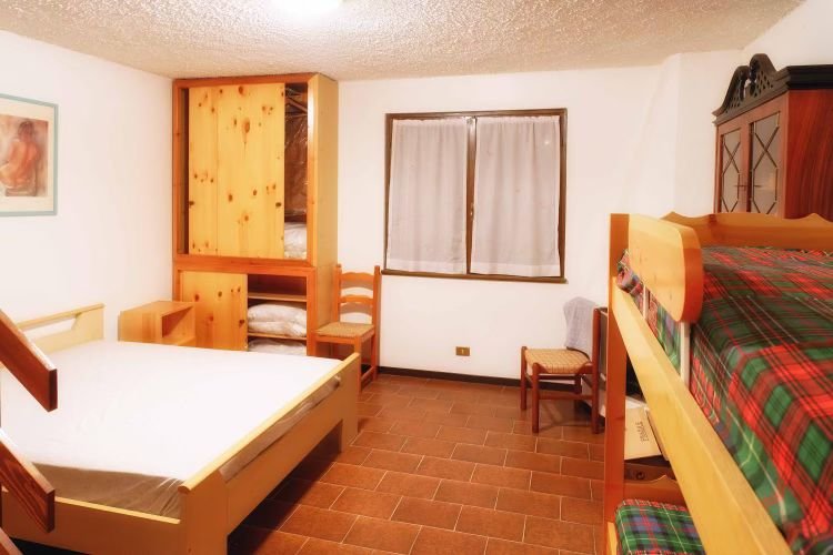 Oltre il Colle, zona esclusiva, ottimo quadrilocale balconato, giardino e box grande Oltre il Colle