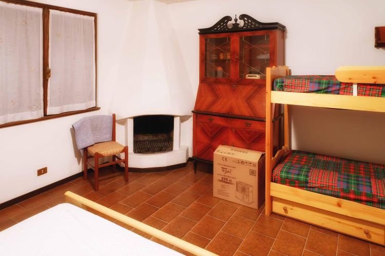 Oltre il Colle, zona esclusiva, ottimo quadrilocale balconato, giardino e box grande Oltre il Colle