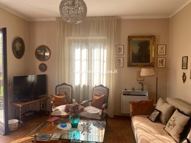 INDIPENDENTE CON GIARDINO! Zogno