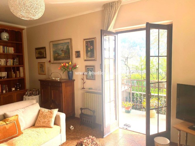 INDIPENDENTE CON GIARDINO! Zogno