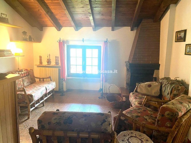 INDIPENDENTE CON GIARDINO! Zogno