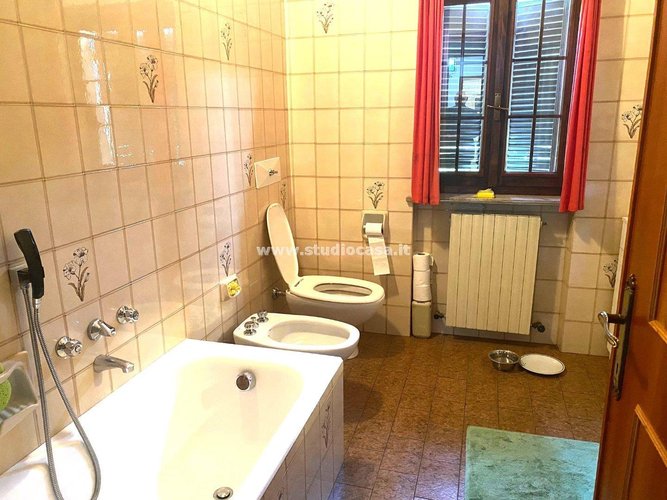 INDIPENDENTE CON GIARDINO! Zogno