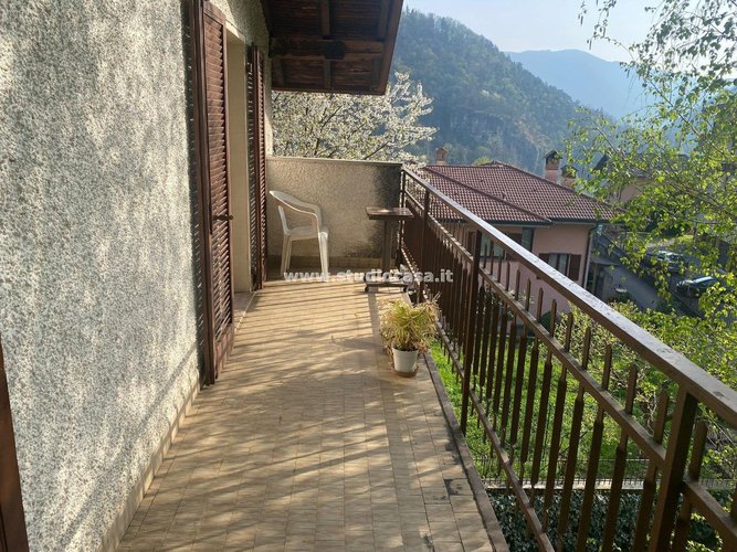 INDIPENDENTE CON GIARDINO! Zogno