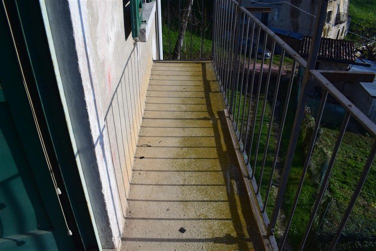 Costa Serina tipica casetta montana con corte privata Costa Serina