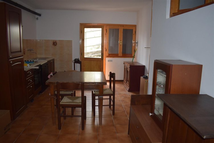 Serina, località San Pantaleone, grazioso monolocale in ottima villetta Serina