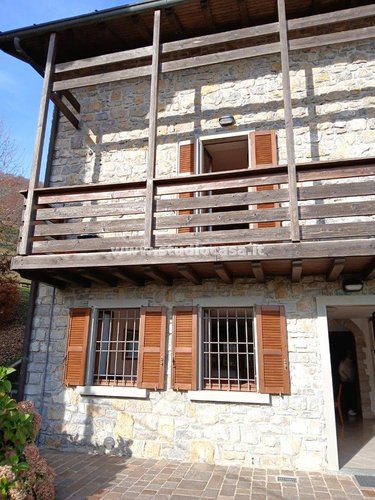 VISTA STRATOSFERICA! Costa Valle Imagna