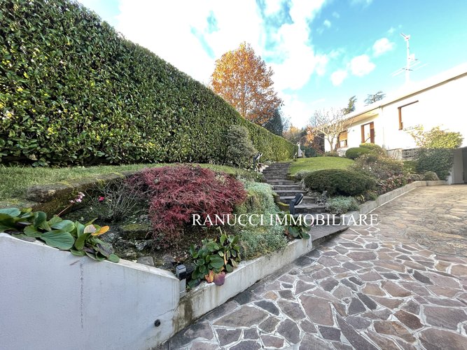 Villa  via Broseta Bergamo