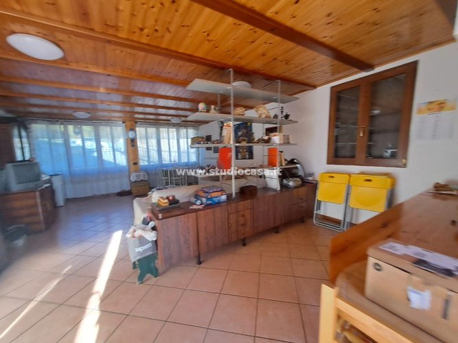 CASA INDIPENDENTE! Costa Serina