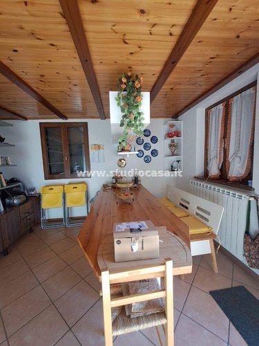 CASA INDIPENDENTE! Costa Serina