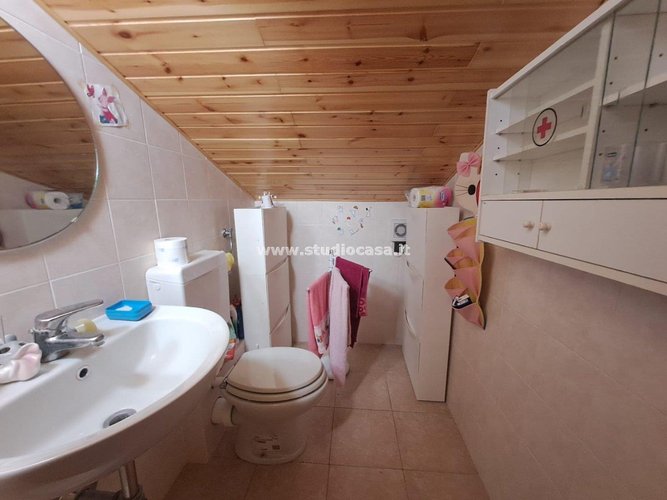 CASA INDIPENDENTE! Costa Serina