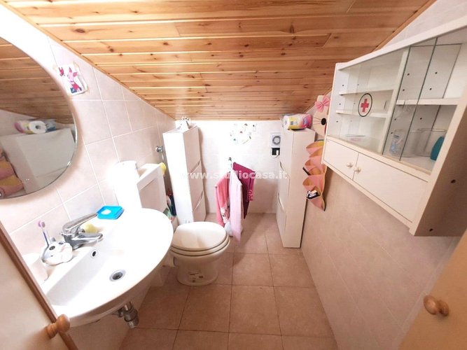 CASA INDIPENDENTE! Costa Serina