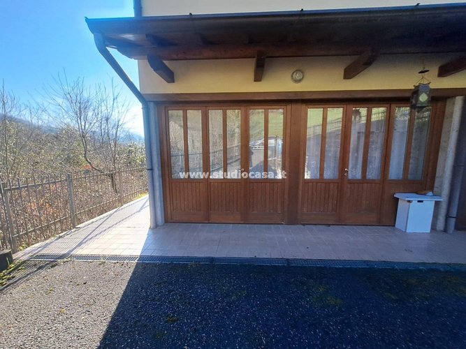 CASA INDIPENDENTE! Costa Serina