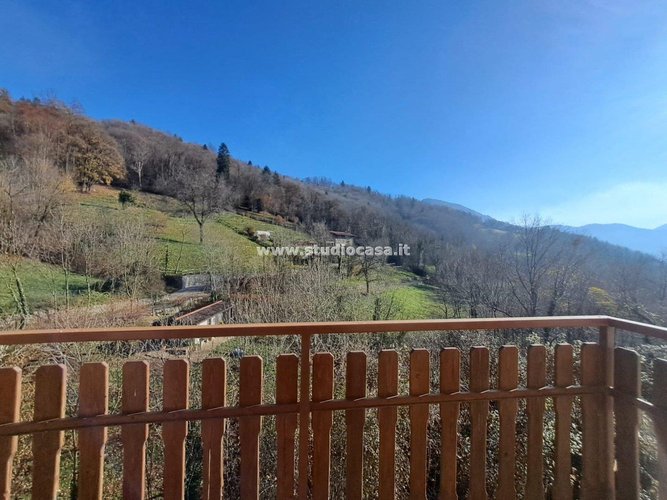 CASA INDIPENDENTE! Costa Serina