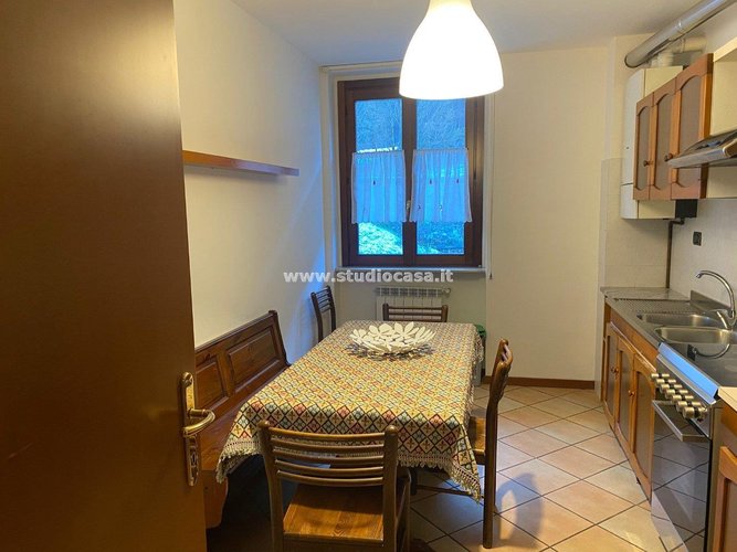 CENTRALE E SERVITA!!! Lenna