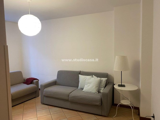 CENTRALE E SERVITA!!! Lenna