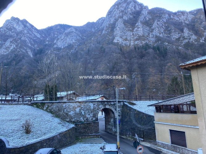 CENTRALE E SERVITA!!! Lenna