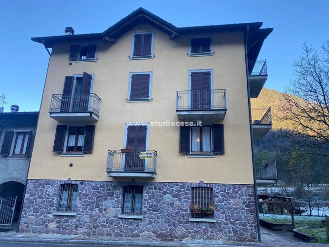 CENTRALE E SERVITA!!! Lenna