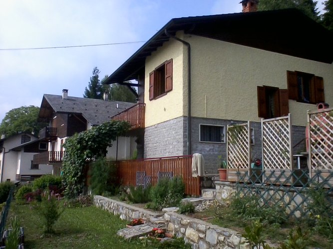 INTROVABILE VILLA SINGOLA!