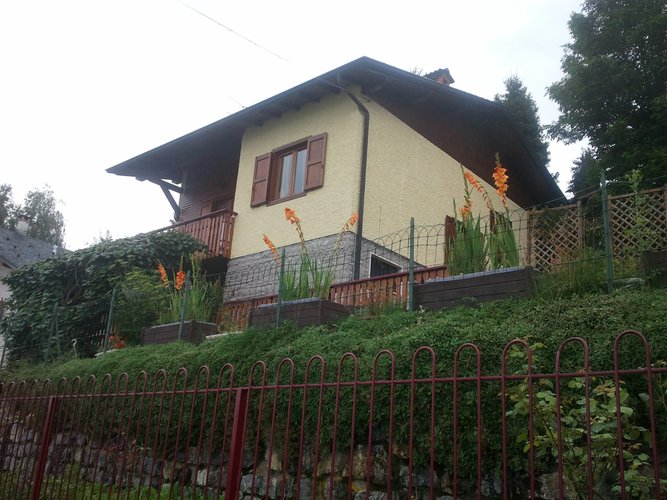 INTROVABILE VILLA SINGOLA! Costa Serina