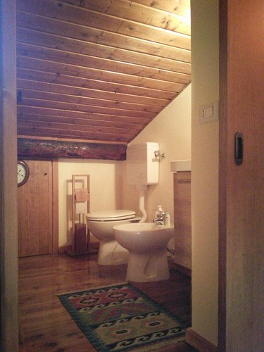 INTROVABILE VILLA SINGOLA! Costa Serina