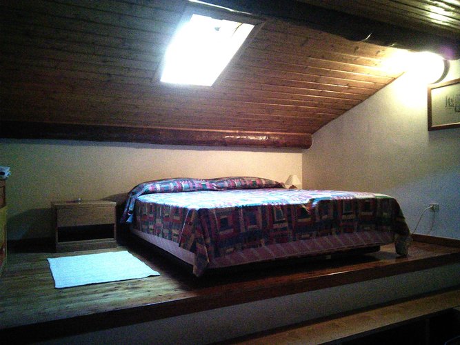 INTROVABILE VILLA SINGOLA! Costa Serina