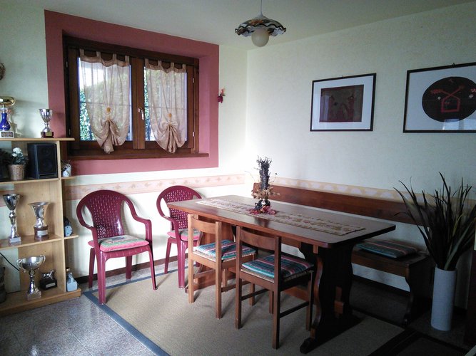 INTROVABILE VILLA SINGOLA! Costa Serina