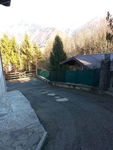 Oltre il Colle, esclusiva casa indipendente con corte di proprietà Oltre il Colle